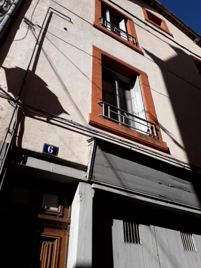 Ferienwohnung Cap Coutellerie - Sejours Pros Ou Familles En Hypercentre De Thiers Exterior foto